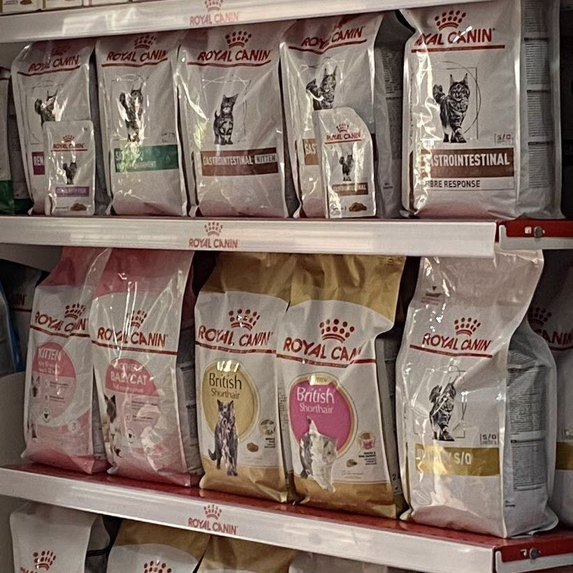 Royal Canin cat food bags on the shelf in the Cambovet pet store